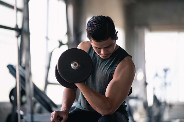 Tips Efektif Melakukan Latihan Otot di Gym